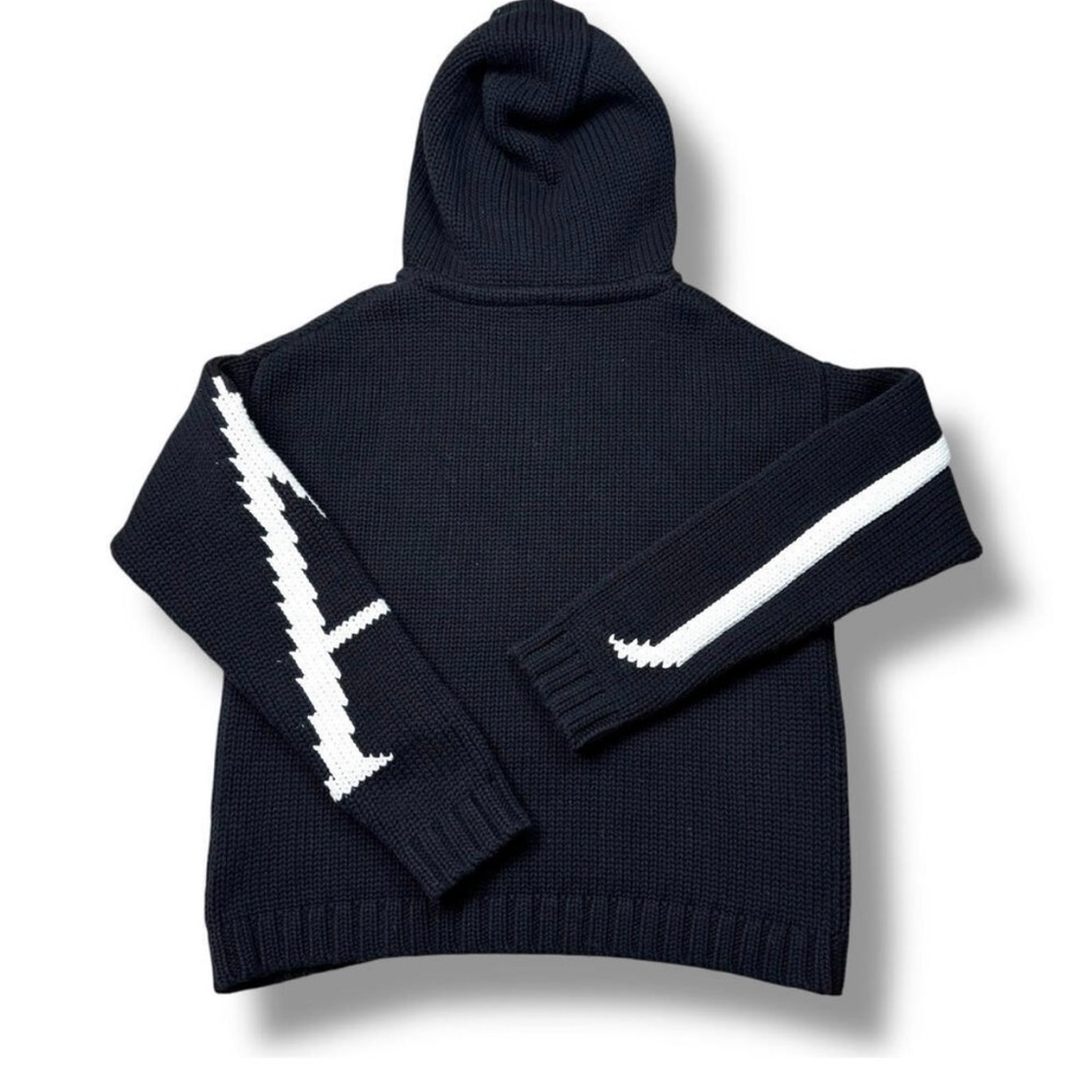 JW Anderson NEW w/o tags Sweater / Hoodie / Knitted Unisex - Picture 2 of 6